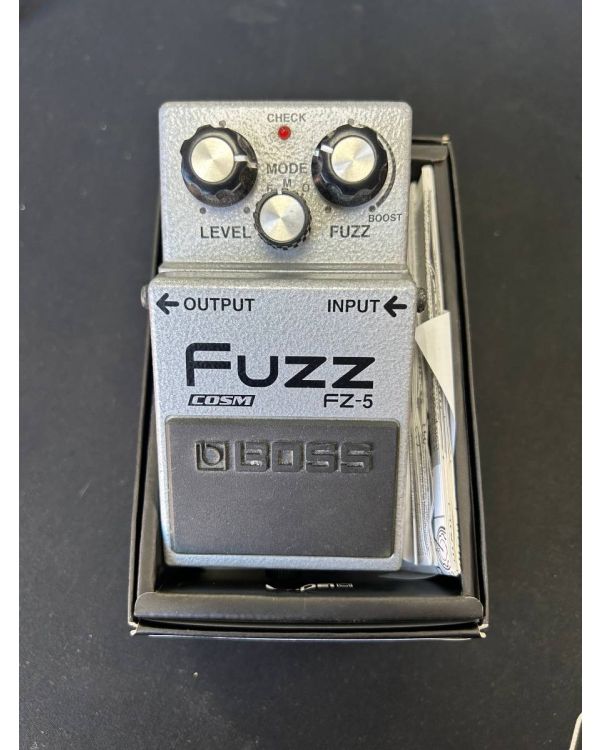 Pre-Owned Boss FZ-5 Fuzz Guitar Effects Pedal (042428)