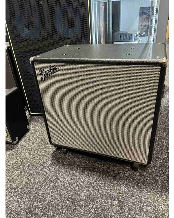 Pre-Owned Fender Rumble 115 Bass Cabinet (V3) (047406)