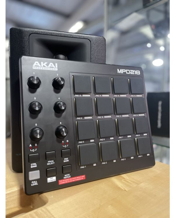 Pre-Owned Akai Pro MPD218 MIDI Controller (050684)