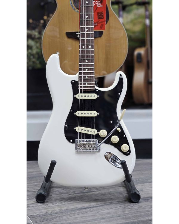 Pre-Owned Fender USA Performer Strat RW White (045099)