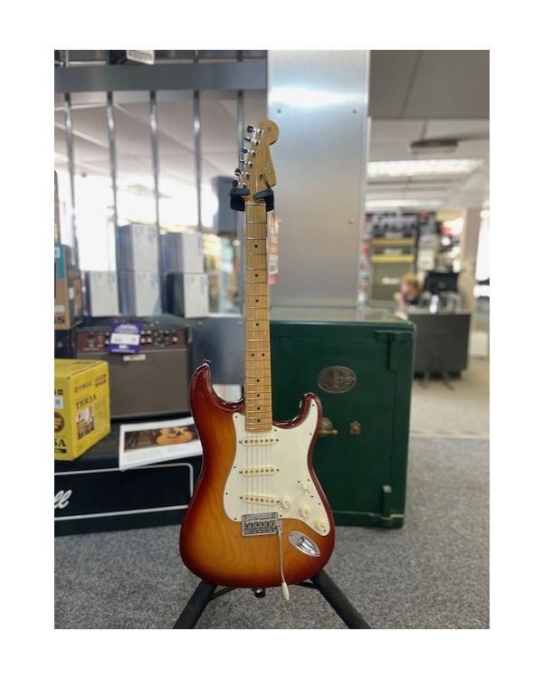 Pre-Owned Fender American STD Stratocast (049264)