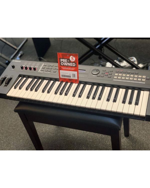 Pre-owned Yamaha MX49 Synthesizer (049267)