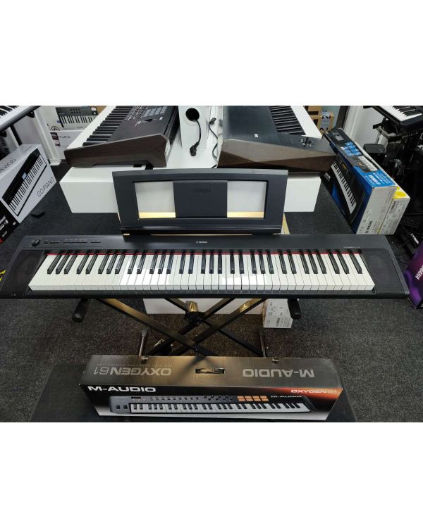 Pre-Owned Yamaha Piaggero NP32 Portable Digital Piano, Black (038036)
