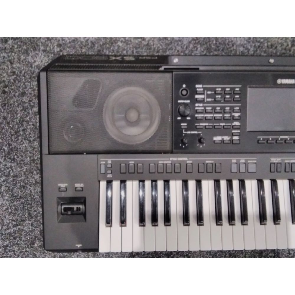 Yamaha PSR-SX900 61 Keys Keyboard Flight Case